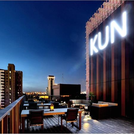 Kun Hotel Taichung Exterior photo