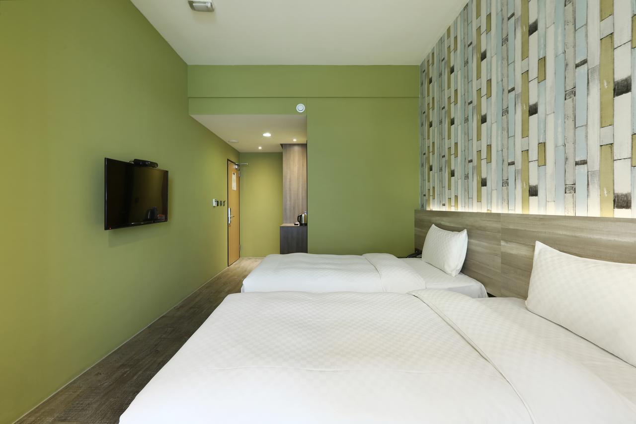 Kun Hotel Taichung Exterior photo