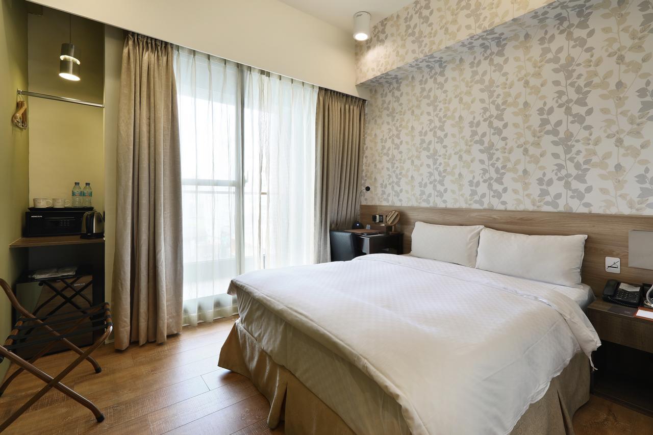 Kun Hotel Taichung Exterior photo