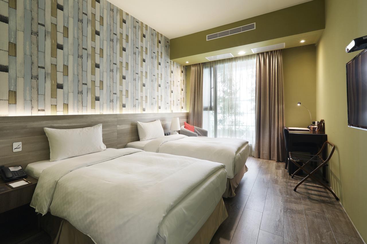 Kun Hotel Taichung Exterior photo