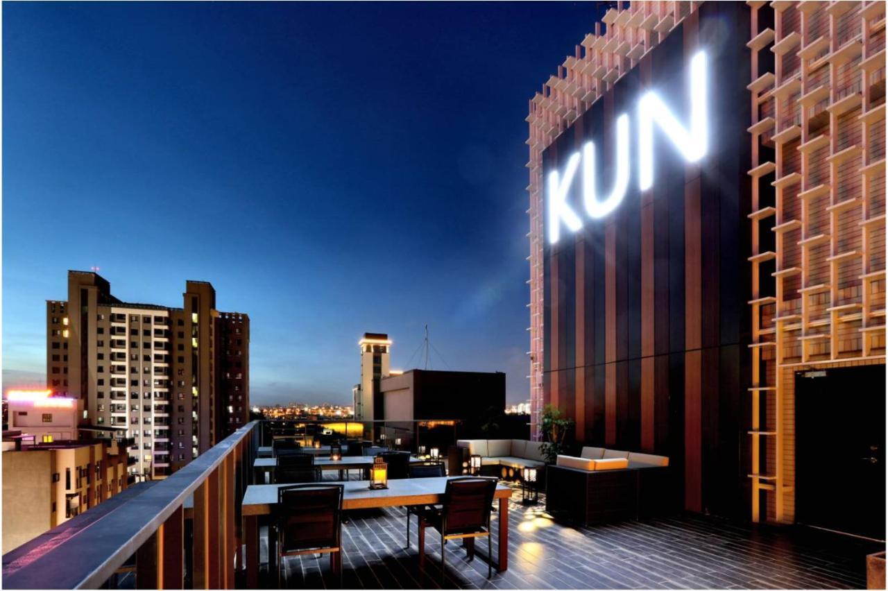 Kun Hotel Taichung Exterior photo