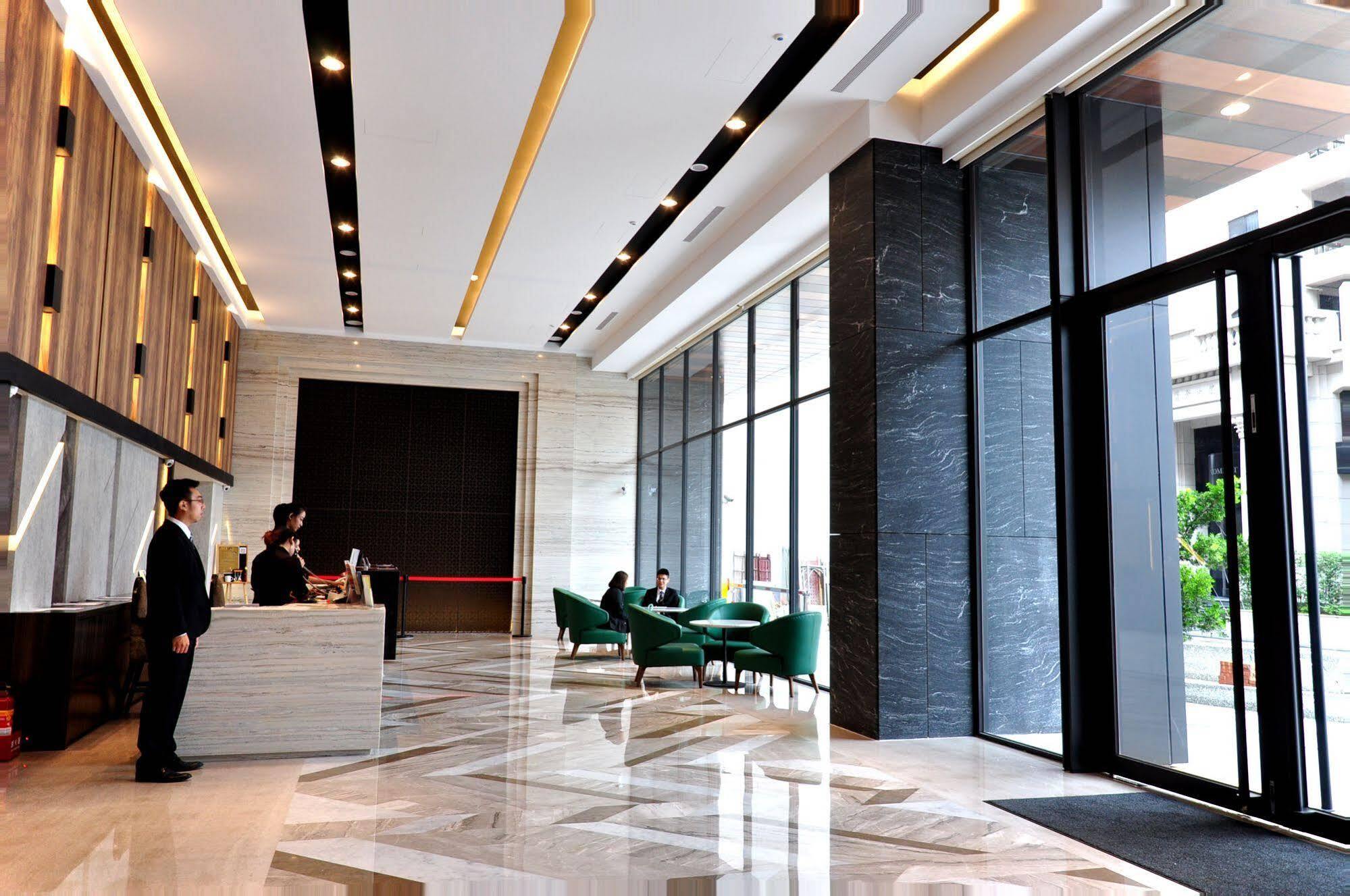 Kun Hotel Taichung Exterior photo