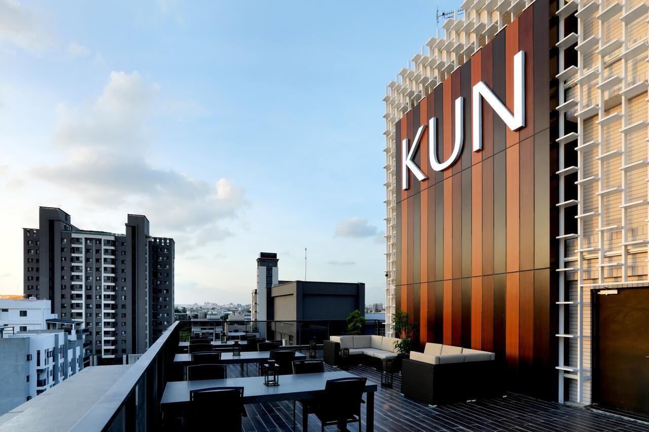 Kun Hotel Taichung Exterior photo